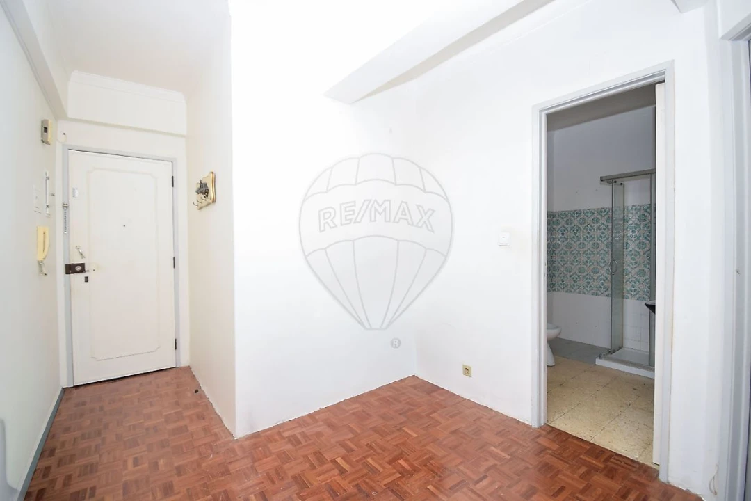 Apartamento T2 para Venda em Vila Franca de Xira Foto 12