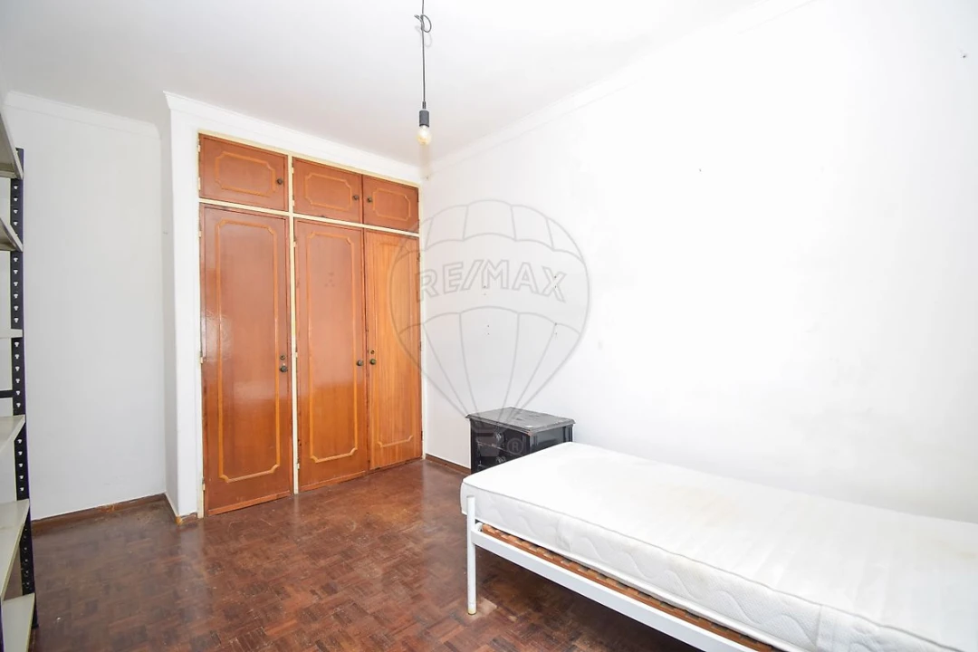 Apartamento T2 para Venda em Vila Franca de Xira Foto 2