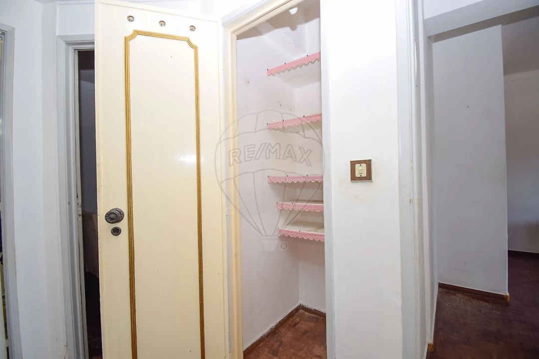 Apartamento T2 para Venda em Vila Franca de Xira Foto 15