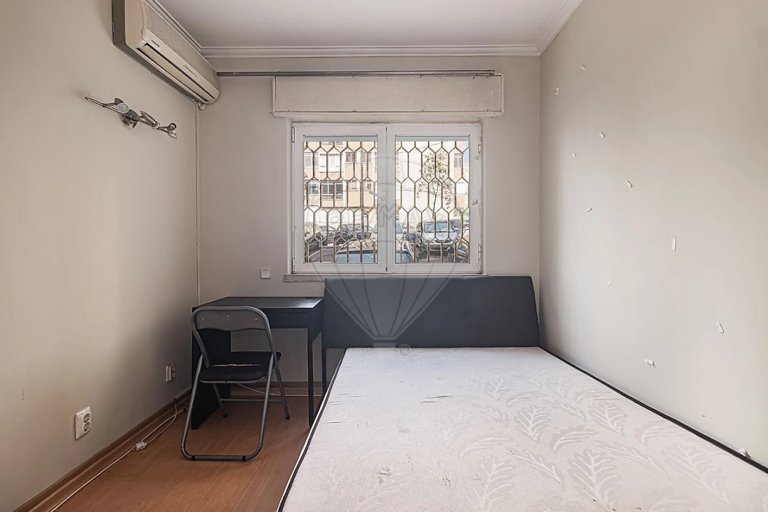 Apartamento T5 para Venda em Encosta do Sol Foto 18