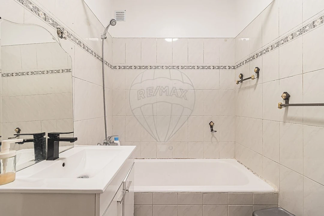 Apartamento T5 para Venda em Encosta do Sol Foto 32
