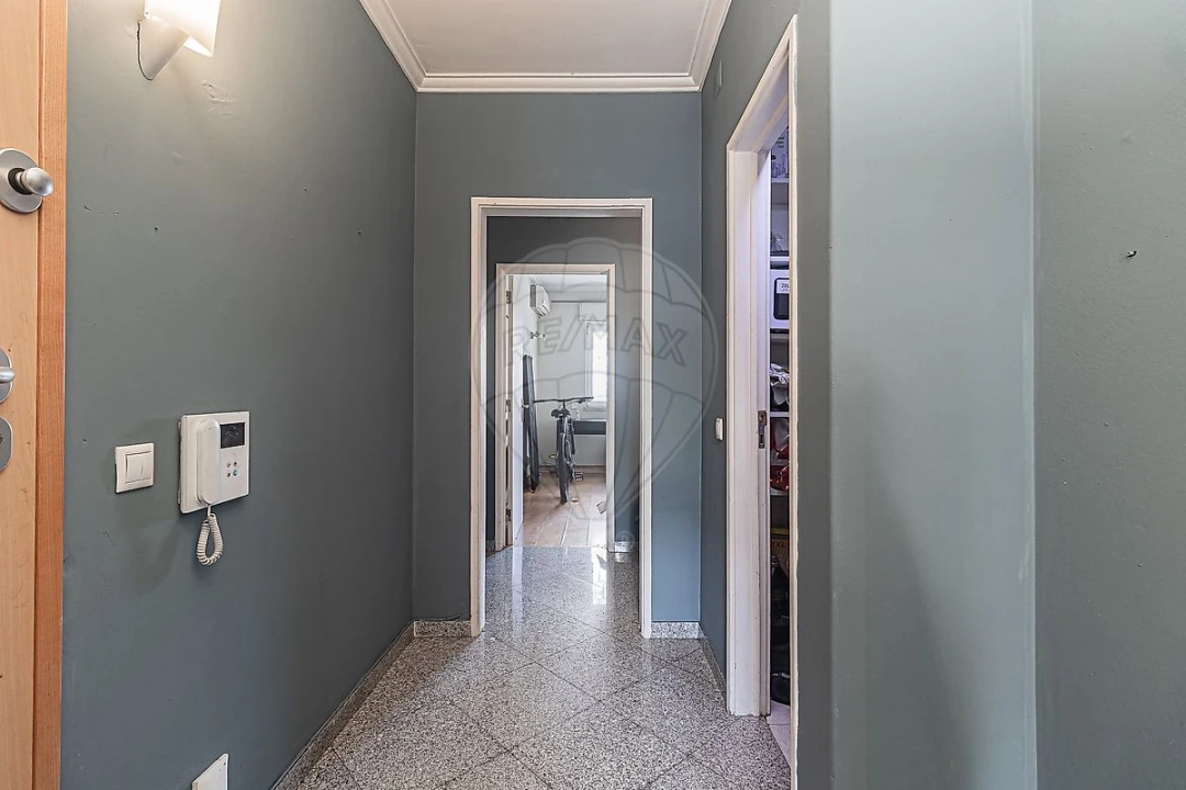 Apartamento T5 para Venda em Encosta do Sol Foto 4