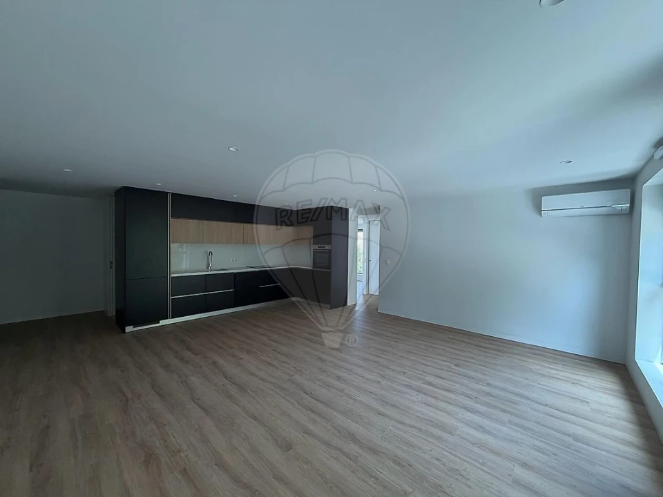 Apartamento T2 para Arrendamento em Mafamude e Vilar do Paraíso Foto 15