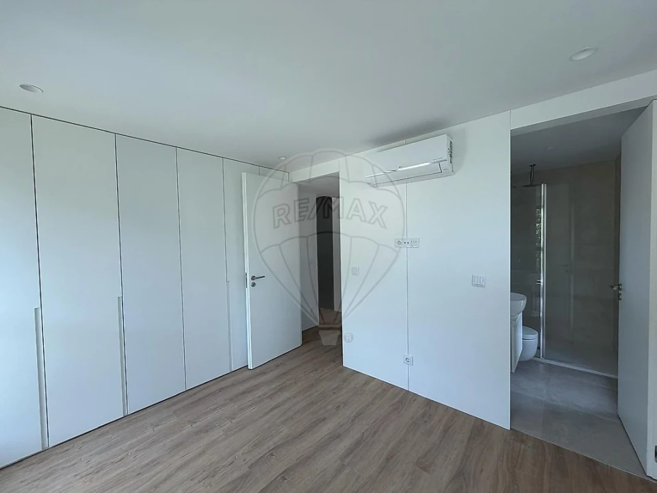 Apartamento T2 para Arrendamento em Mafamude e Vilar do Paraíso Foto 14