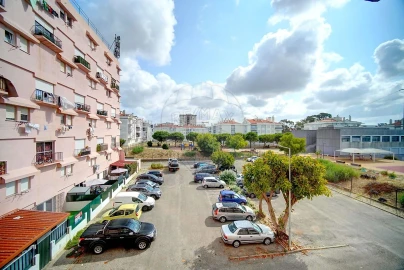 Apartamento T3 para Venda em Algueirão-Mem Martins