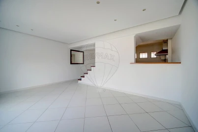 Apartamento T3 para Venda em Algueirão-Mem Martins