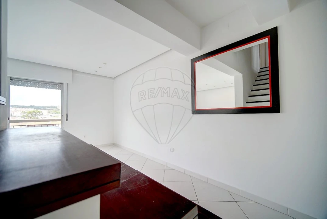 Apartamento T3 para Venda em Algueirão-Mem Martins Foto 10