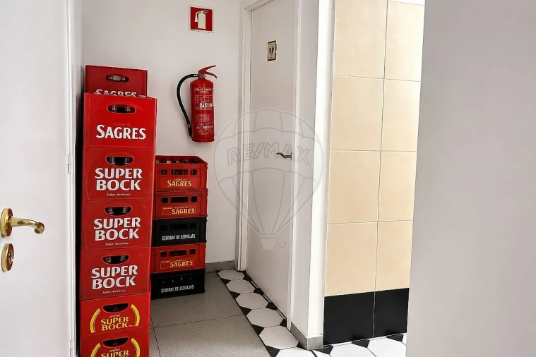 Negócio para Venda em Cacém e São Marcos Foto 9