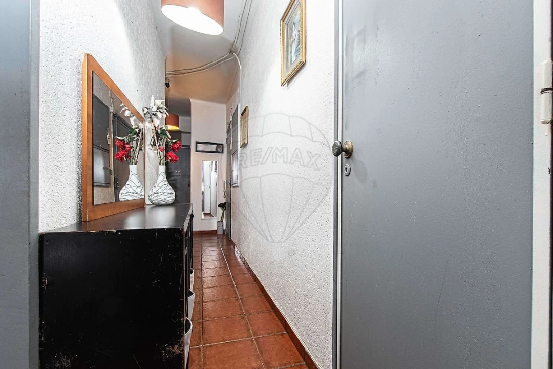 Apartamento T3 para Venda em Rio de Mouro Foto 12