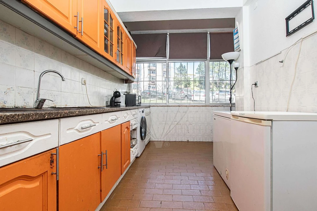 Apartamento T3 para Venda em Rio de Mouro Foto 15