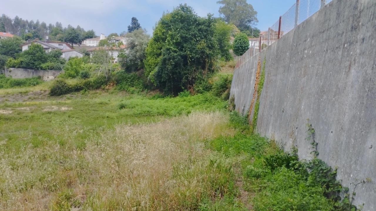 Terreno para Venda em O. Azeméis, Riba-Ul, Ul, Macinhata Seixa, Madail Foto 9