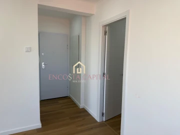 Apartamento T1 para Venda em Águas Livres