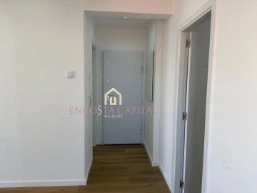 Apartamento T1 para Venda em Águas Livres
