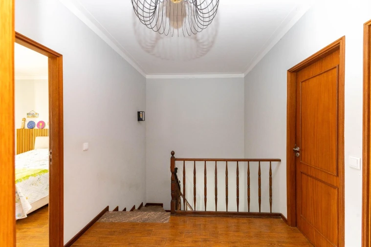 Moradia T4 para Venda em Fânzeres e São Pedro da Cova Foto 15