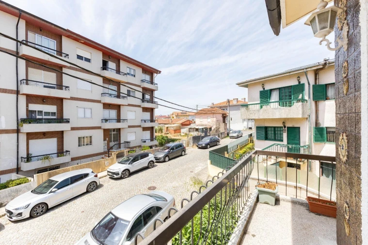 Moradia T4 para Venda em Fânzeres e São Pedro da Cova Foto 22