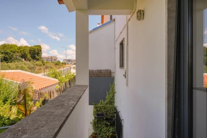Moradia T4 para Venda em Rio de Mouro