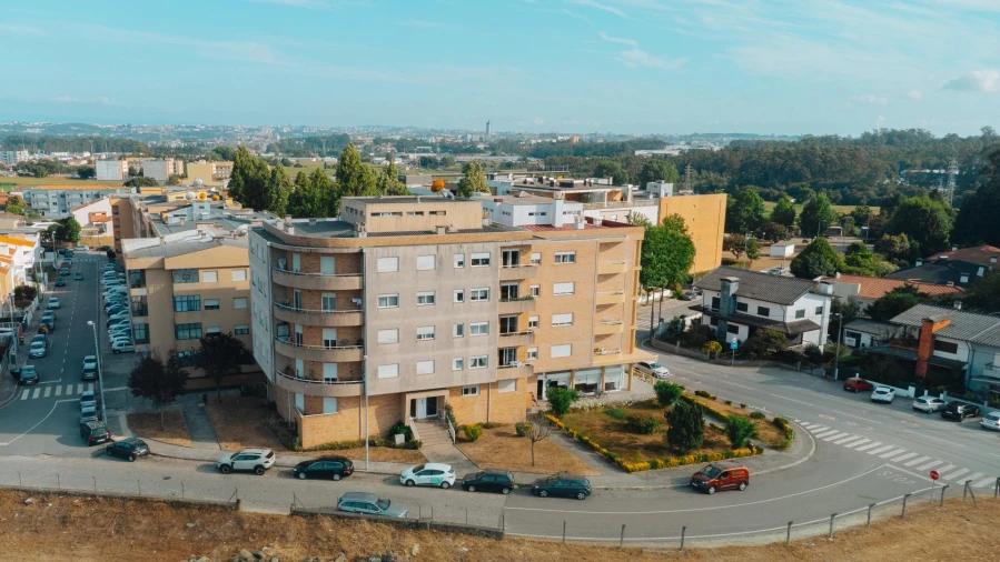 Apartamento T3 para Venda em Castêlo da Maia Foto 23