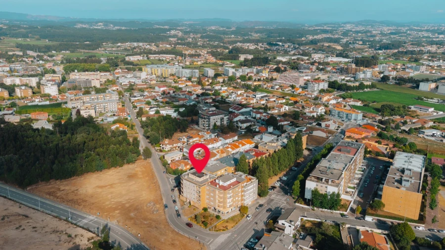 Apartamento T3 para Venda em Castêlo da Maia Foto 24