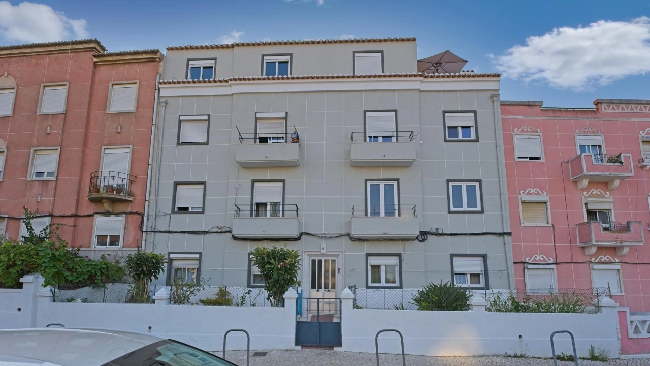 Apartamento T2 para Venda em Almada, Cova da Piedade, Pragal e Cacilhas Foto 14