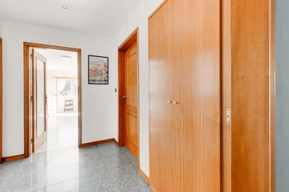 Apartamento T3 para Venda em Castêlo da Maia