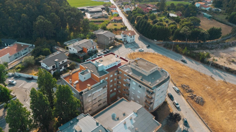 Apartamento T3 para Venda em Castêlo da Maia Foto 19