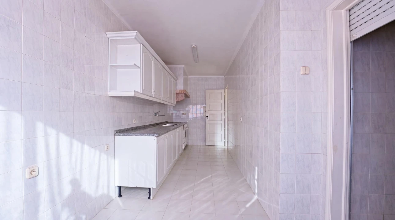 Apartamento T2 para Venda em Almada, Cova da Piedade, Pragal e Cacilhas Foto 10