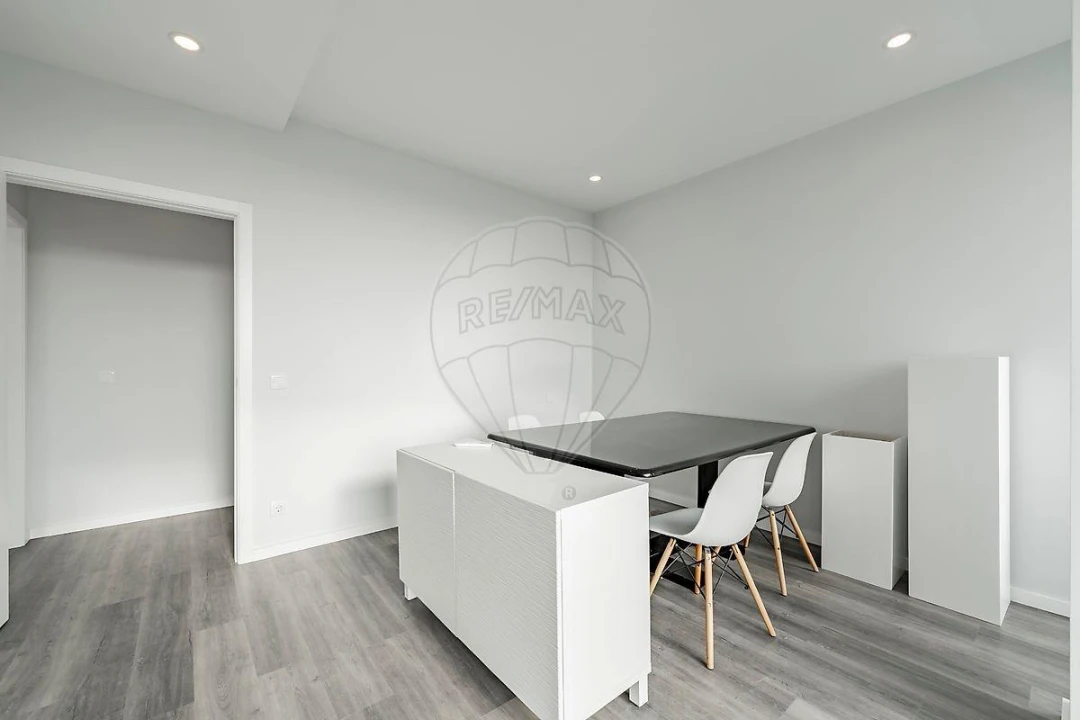 Apartamento T3 para Venda em Ferreiros e Gondizalves Foto 24