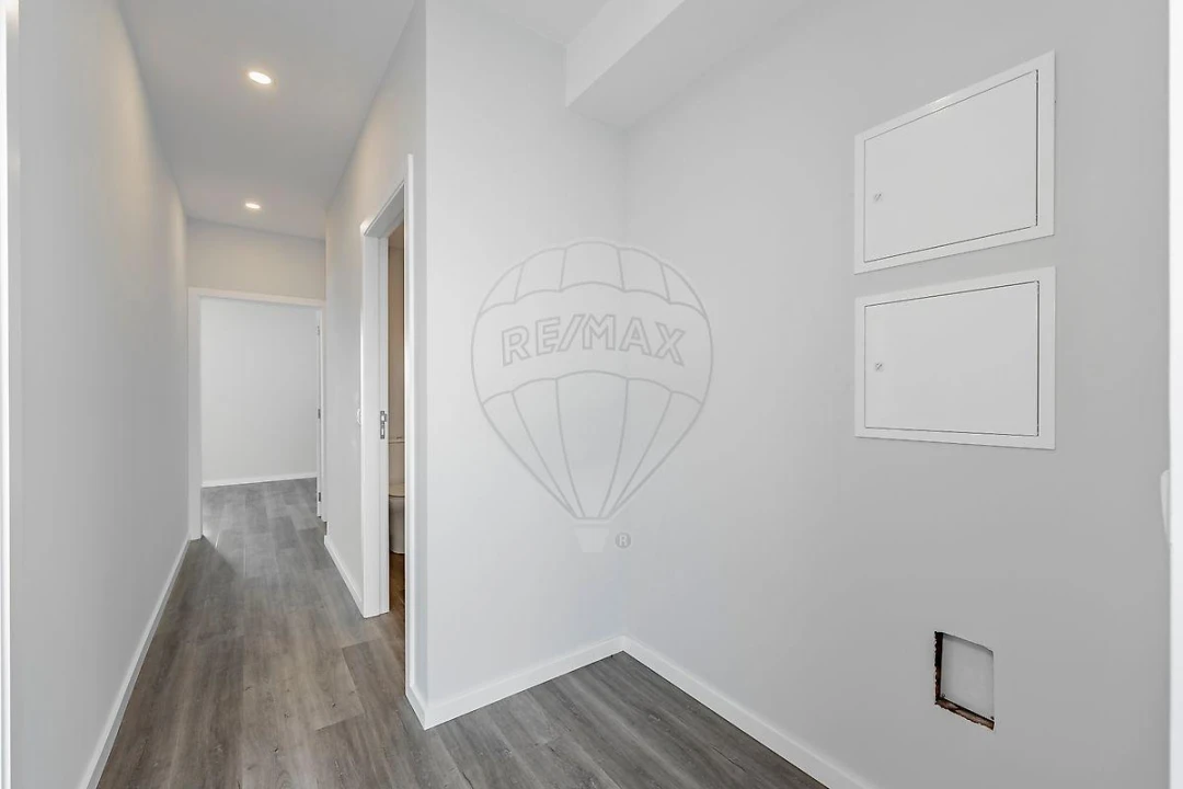 Apartamento T3 para Venda em Ferreiros e Gondizalves Foto 6