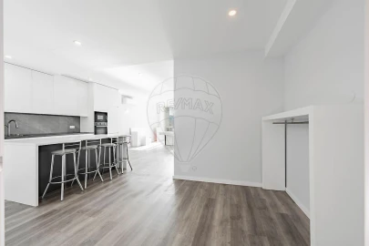 Apartamento T3 para Venda em Ferreiros e Gondizalves