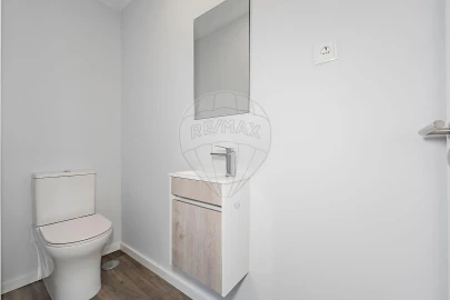 Apartamento T3 para Venda em Ferreiros e Gondizalves