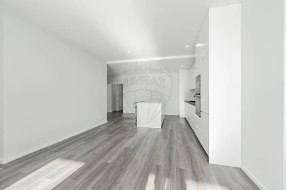 Apartamento T3 para Venda em Ferreiros e Gondizalves
