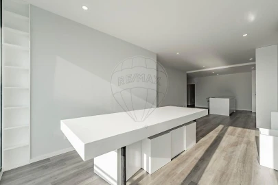 Apartamento T3 para Venda em Ferreiros e Gondizalves