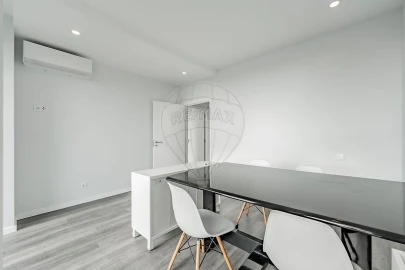 Apartamento T3 para Venda em Ferreiros e Gondizalves