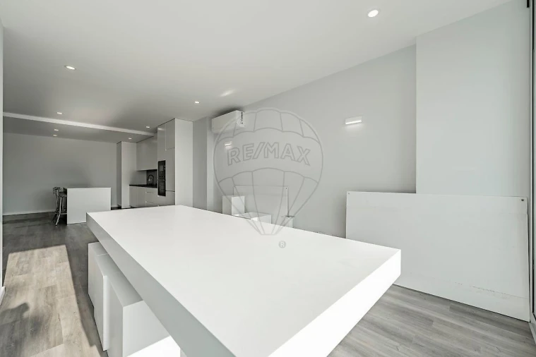Apartamento T3 para Venda em Ferreiros e Gondizalves Foto 16