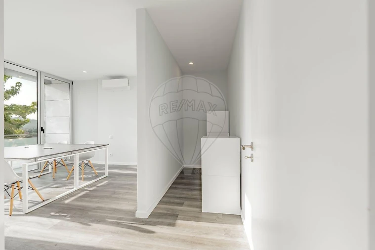 Apartamento T3 para Venda em Ferreiros e Gondizalves Foto 26