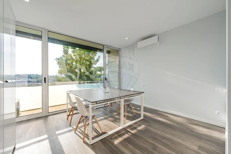 Apartamento T3 para Venda em Ferreiros e Gondizalves Foto 29