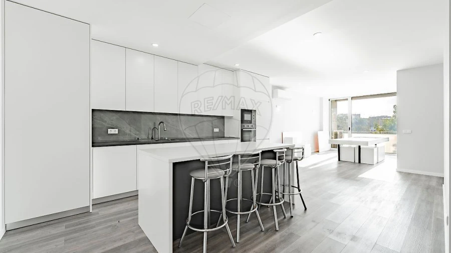 Apartamento T3 para Venda em Ferreiros e Gondizalves