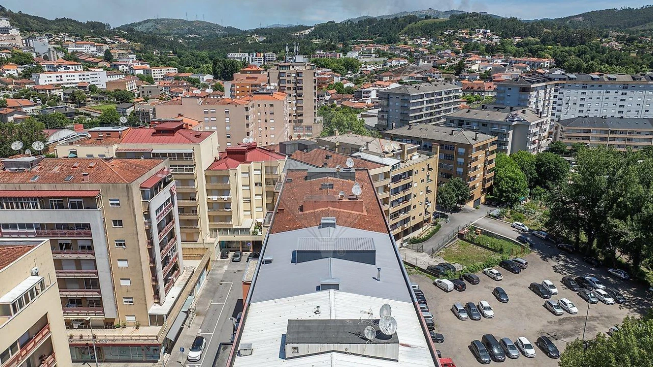 Apartamento T3 para Venda em Povoa de Lanhoso (N. Senhora do Amparo) Foto 4