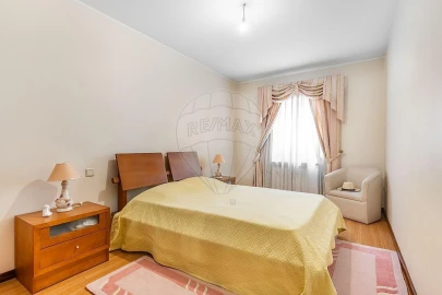 Apartamento T3 para Venda em Povoa de Lanhoso (N. Senhora do Amparo)