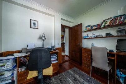 Negócio para Venda em Anta e Guetim