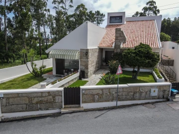 Negócio para Venda em Anta e Guetim