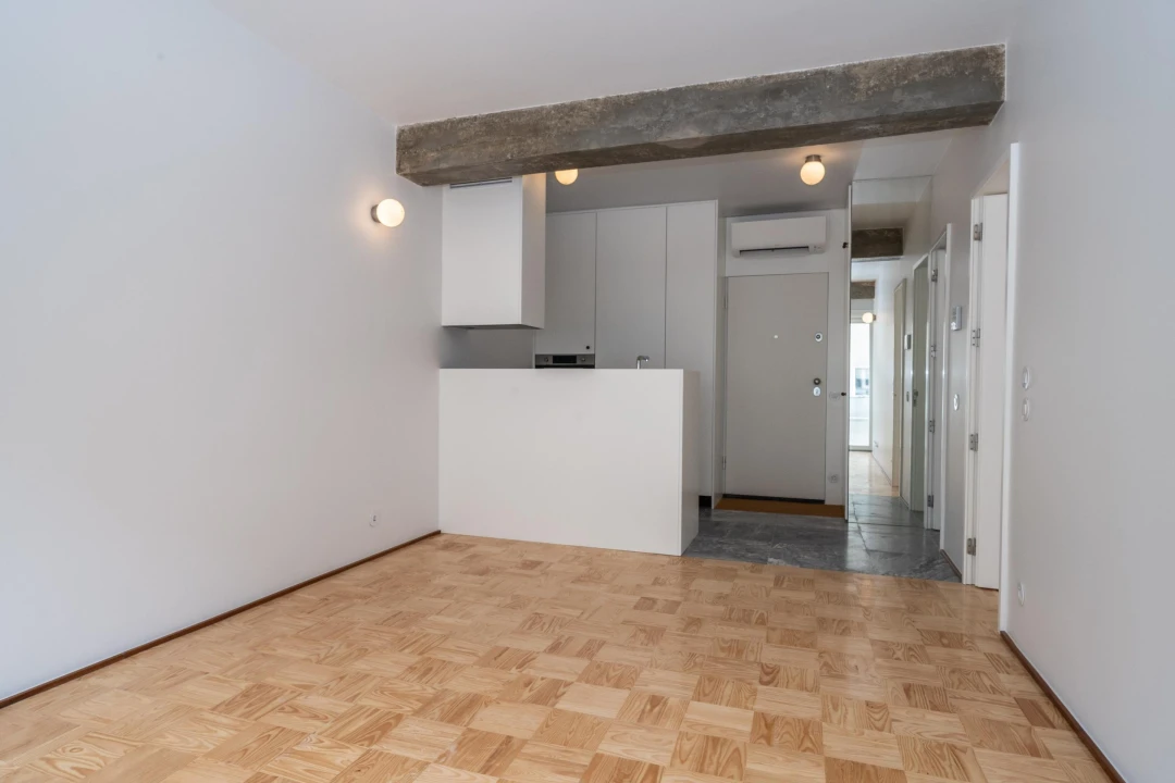 Apartamento T1 para Venda em Paranhos Foto 5