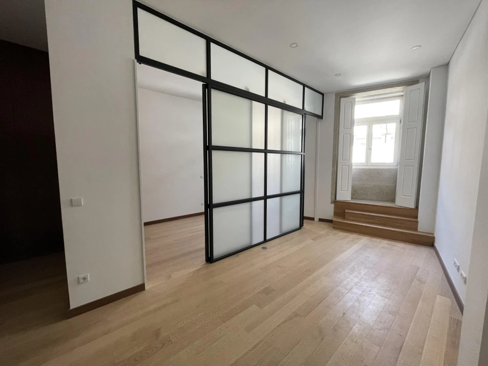 Apartamento T1 para Venda em Cedofeita, Santo Ildefonso, Sé, Miragaia, São Nicolau e Vitória Foto 2