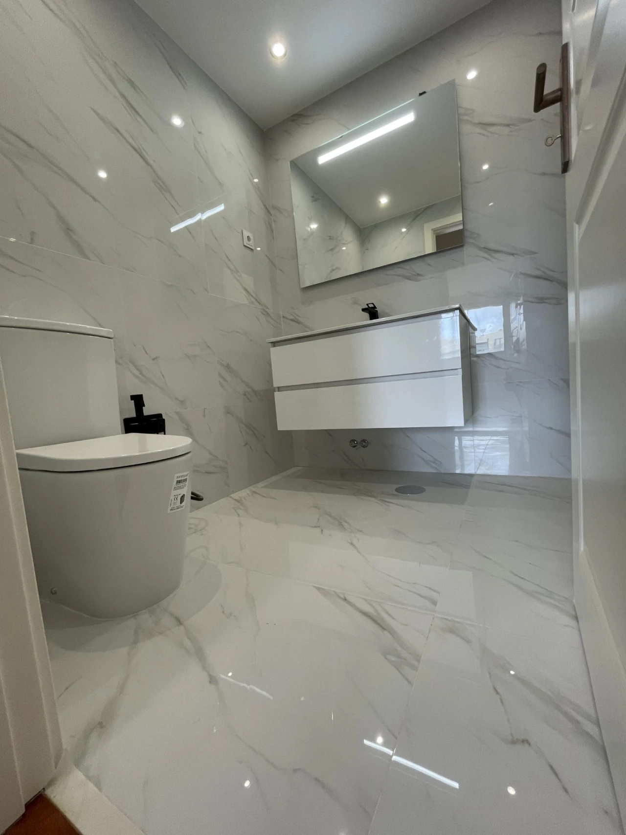 Apartamento T2 para Venda em Custóias, Leça do Balio e Guifões Foto 15