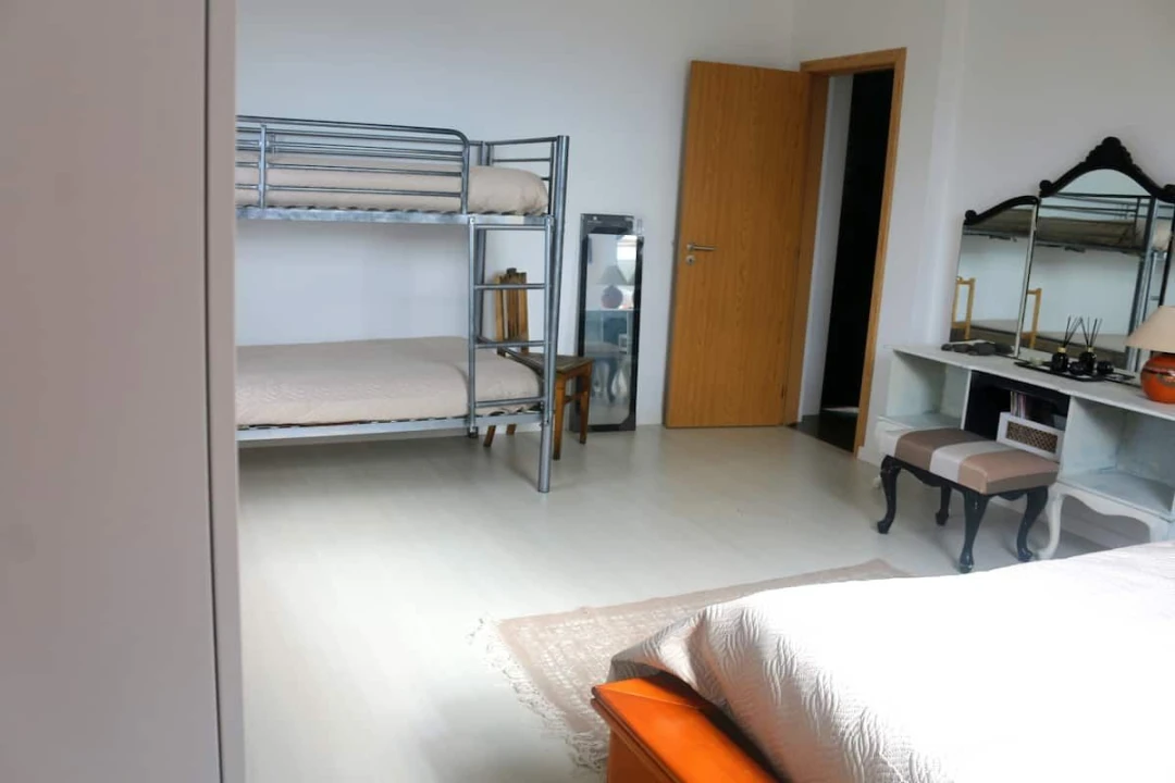 Moradia T8 para Venda em Fajã da Ovelha Foto 20