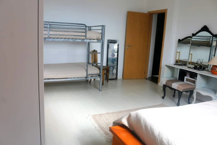 Moradia T8 para Venda em Fajã da Ovelha Foto 20
