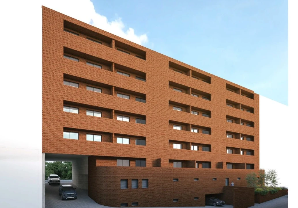 Apartamento T2 para Venda em Creixomil Foto 2