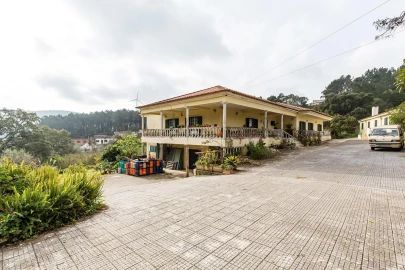 Moradia T5 para Venda em Lousa