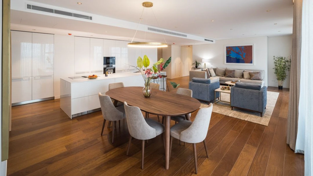 Apartamento T3 para Venda em Parque das Nações Foto 4