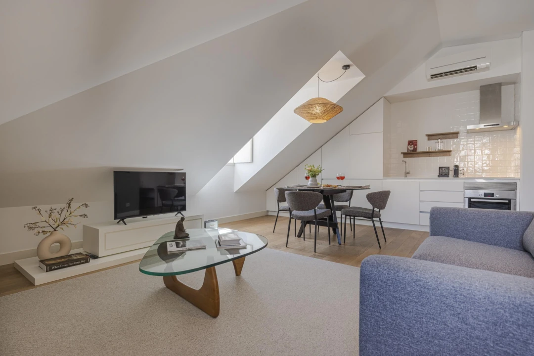 Apartamento para Venda em Santa Maria Maior Foto 4